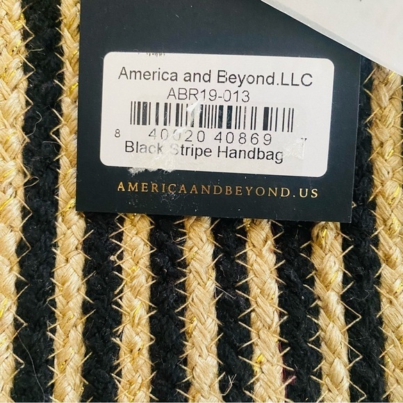 America & Beyond Shale Striped handwoven hand held purse - Picture 5 of 12